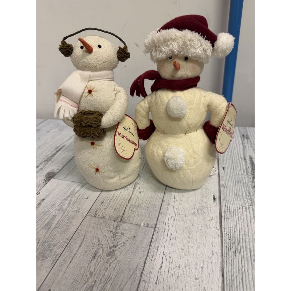 Vintage Hallmark Merriweather Winfield 9" Plush Christmas Snowman Decoration